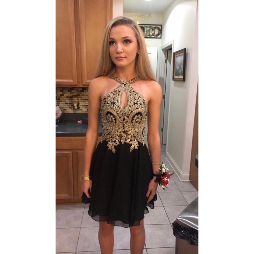 gorgeous homecoming/prom dress